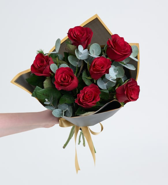 7 Red Rose Bouquet